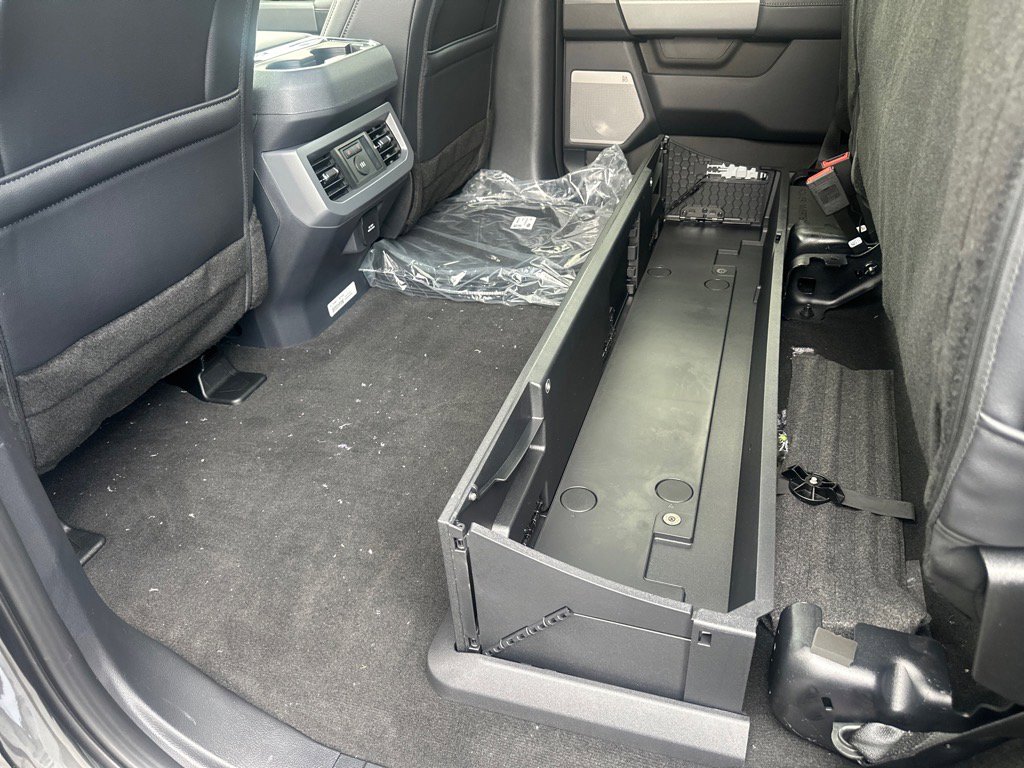 New 2026 Ford F250 Lariat image 40