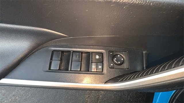 Used 2019 Toyota RAV4 LE image 12