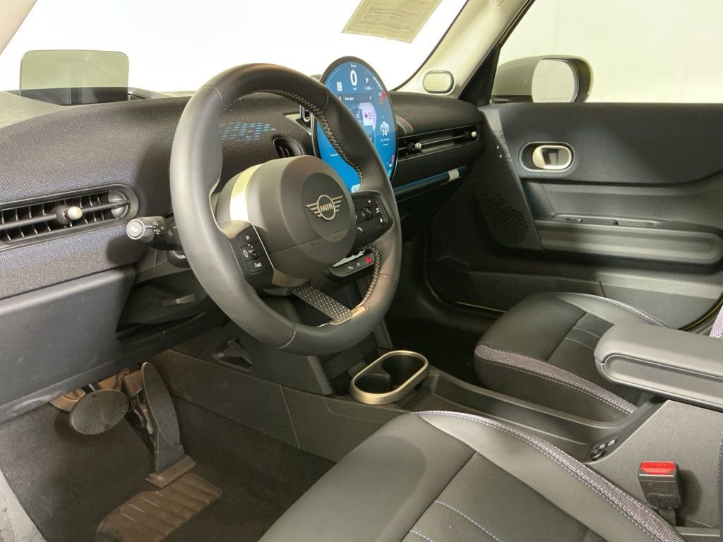 Certified 2025 MINI Cooper S FWD image 19