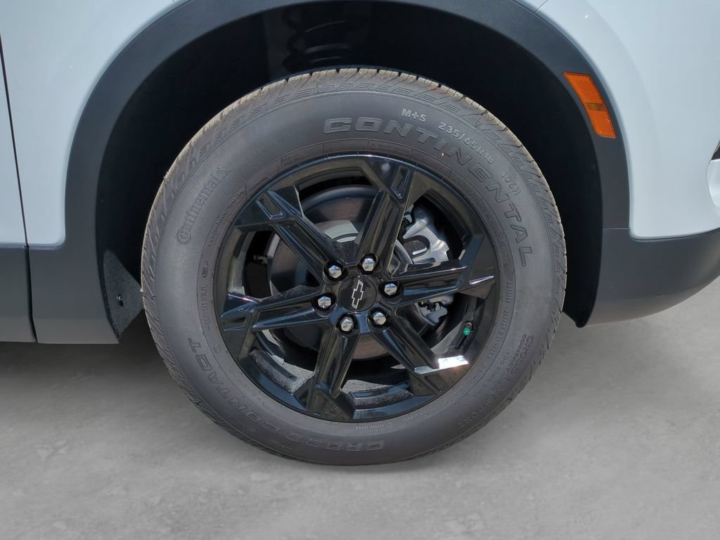 New 2026 Chevrolet Blazer LT w/ Convenience Package FWD image 11