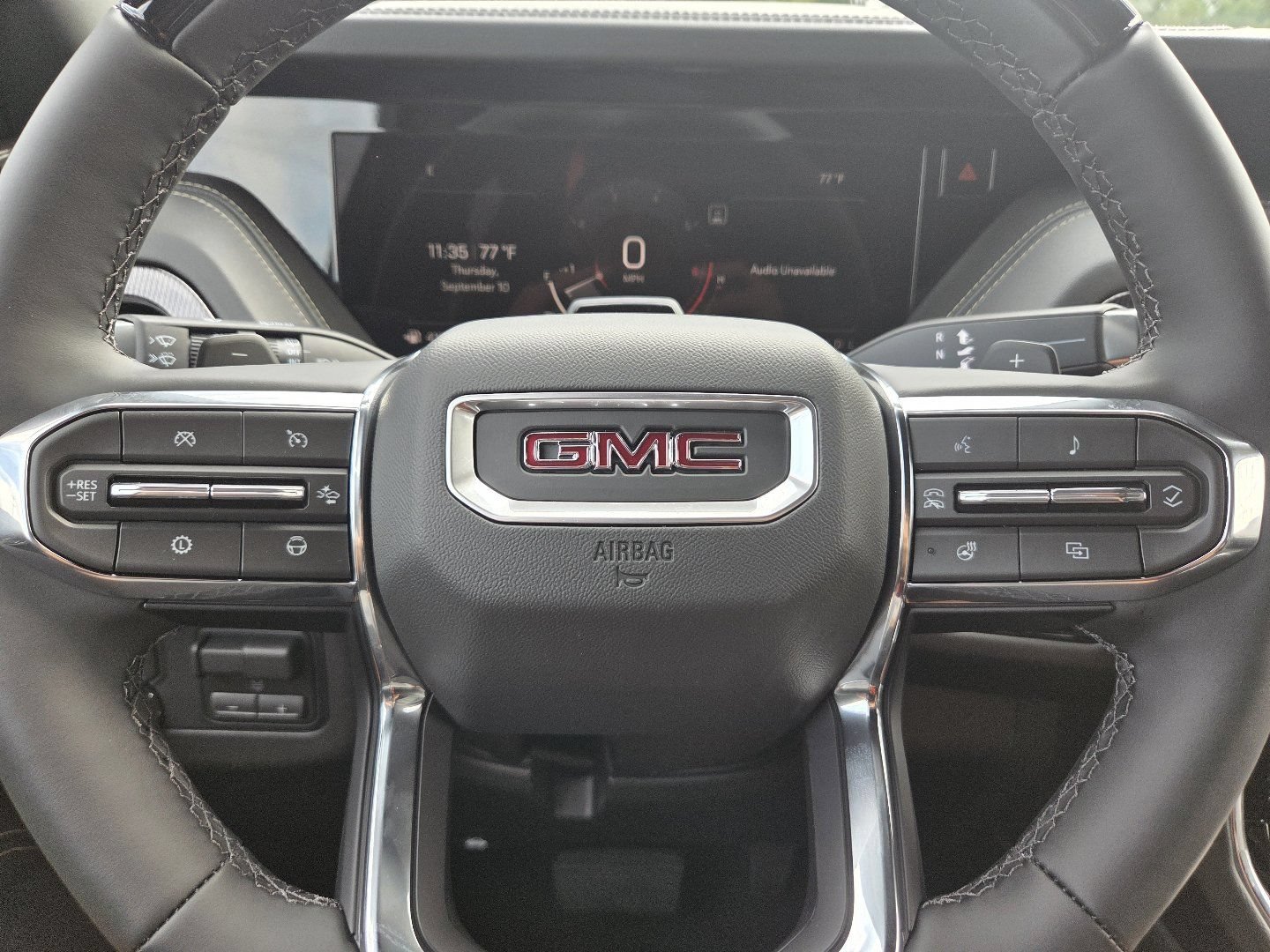 New 2026 GMC Yukon XL Elevation AWD/4WD image 32