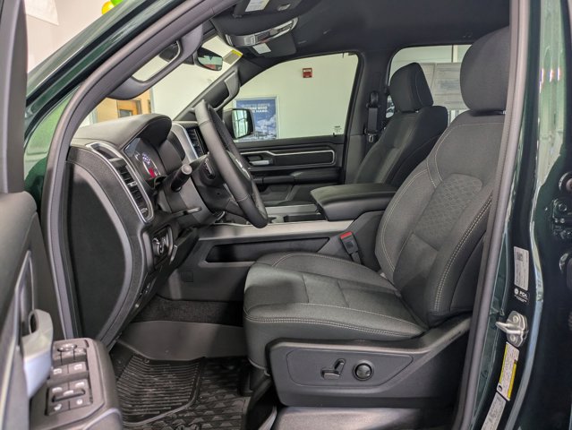 New 2026 RAM 1500 Big Horn w/ Night Edition AWD/4WD image 4