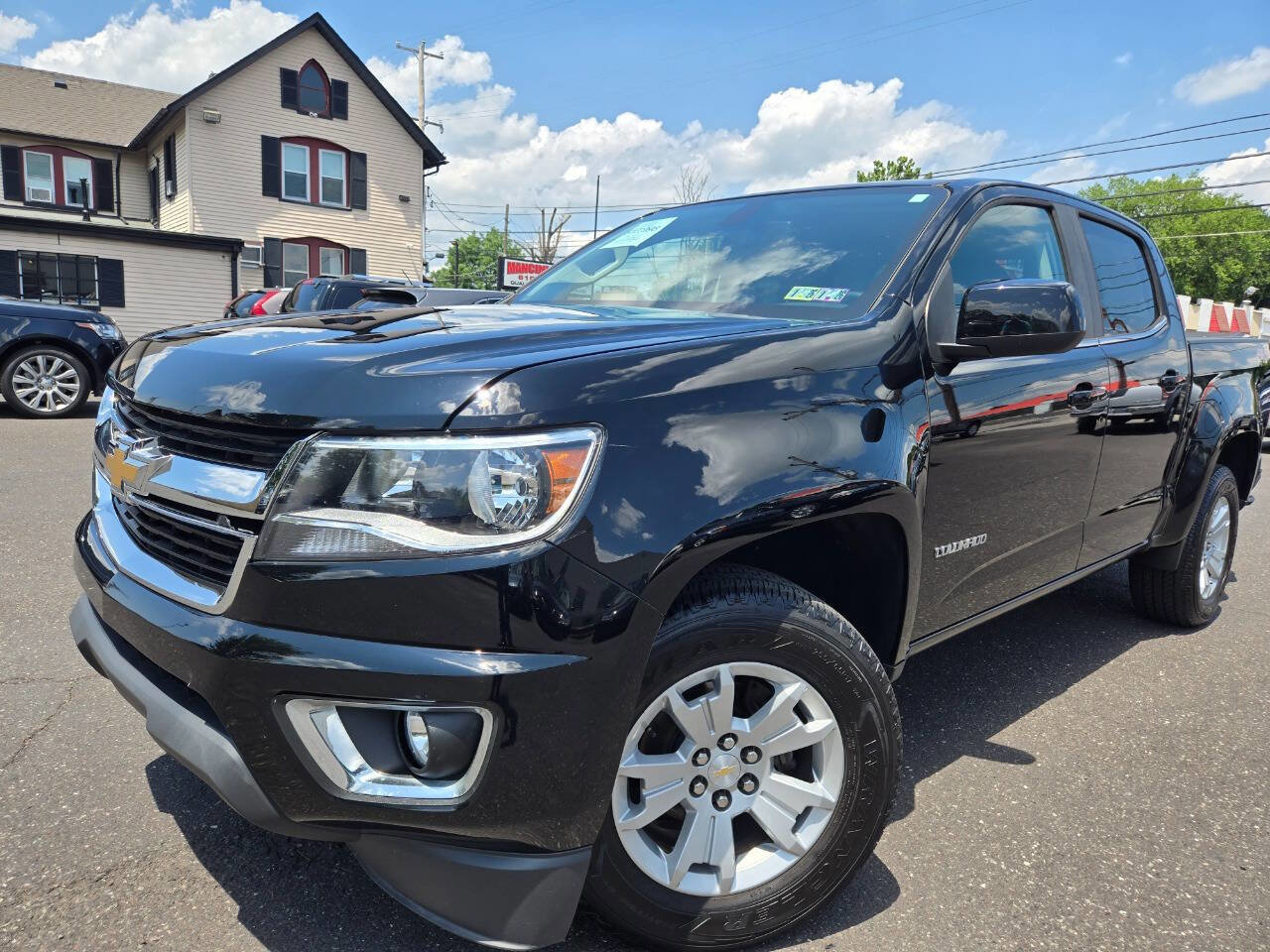 Used 2016 Chevrolet Colorado LT w/ LT Convenience Package image 2