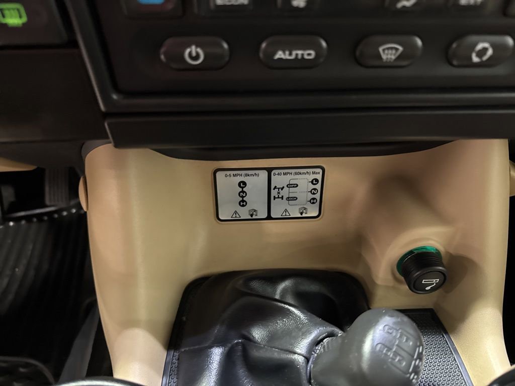 Used 2004 Land Rover Discovery SE AWD/4WD image 25