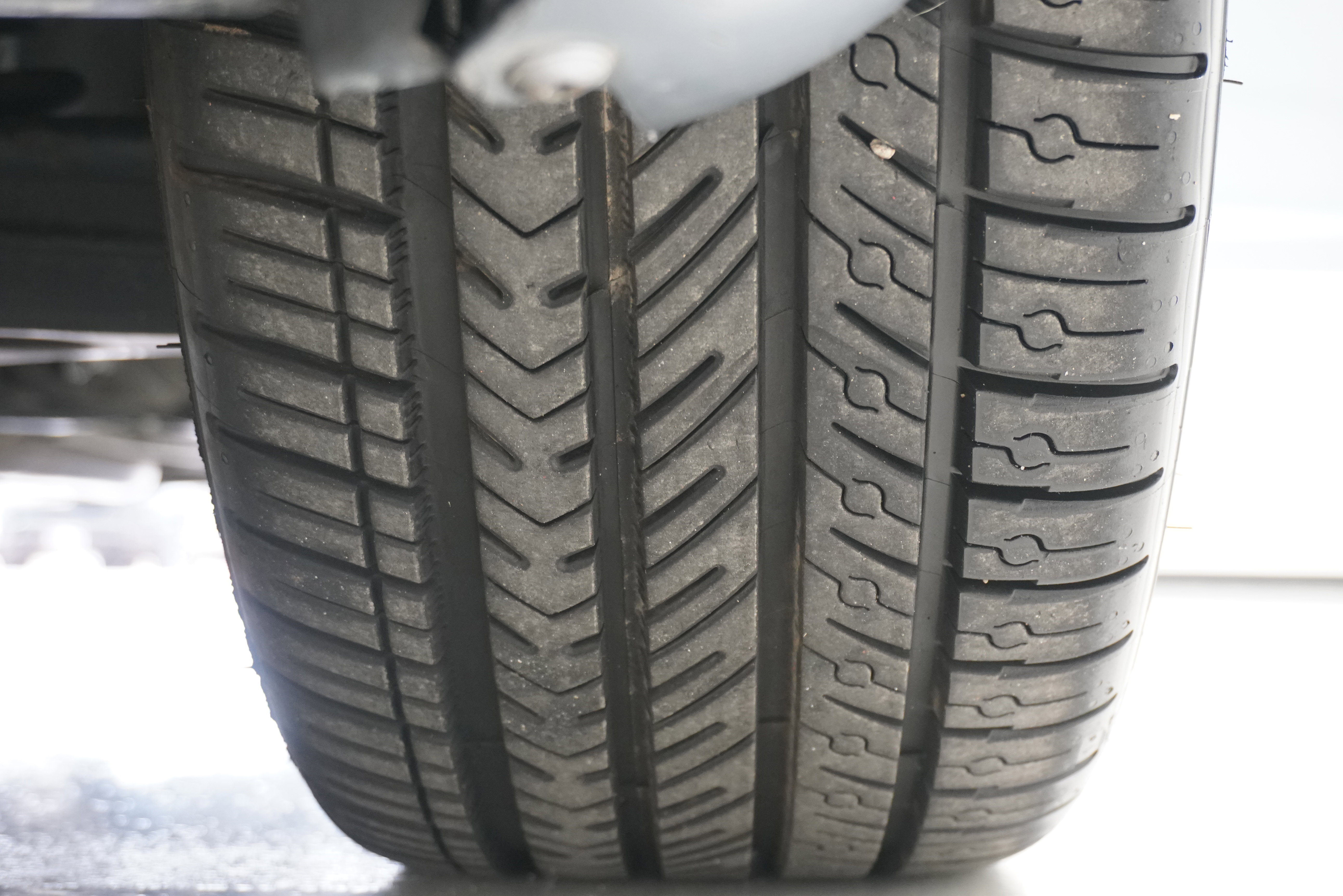 Used 2004 Chrysler Crossfire Coupe image 26