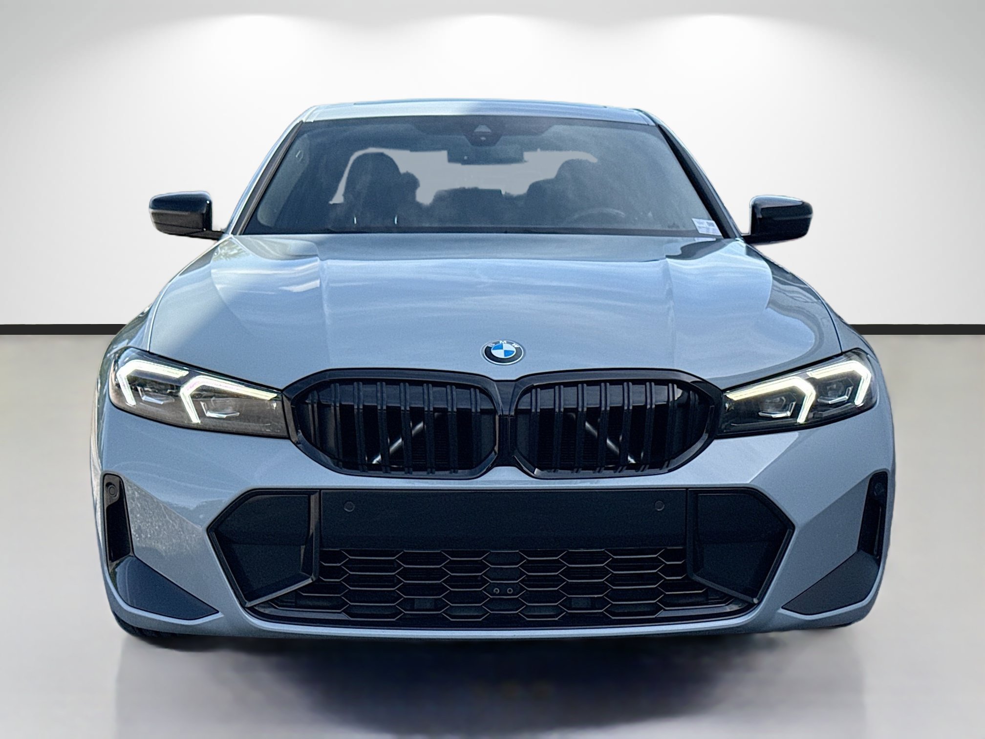 Used 2023 BMW 330i Sedan w/ M Sport Package RWD image 8