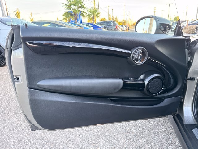 Used 2020 MINI Cooper S FWD image 16