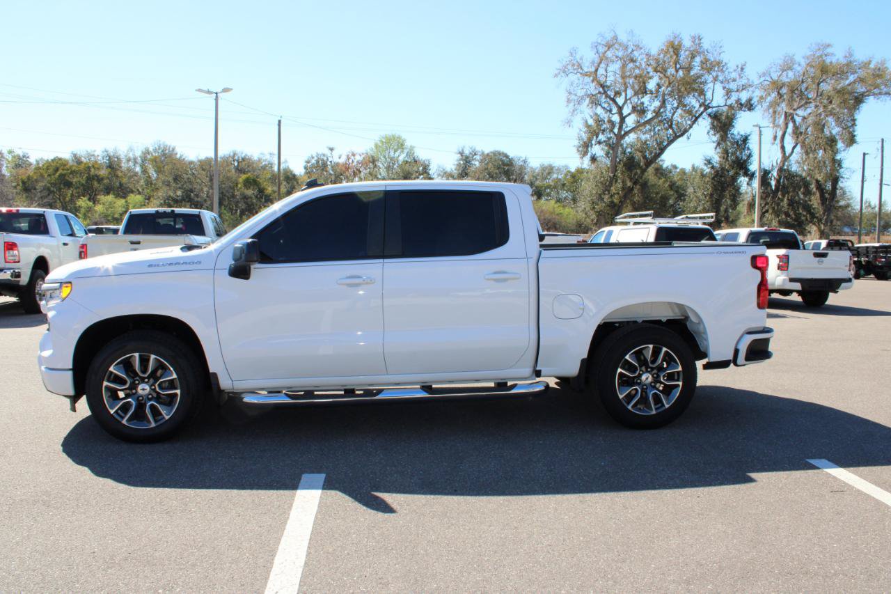 Used 2022 Chevrolet Silverado 1500 RST RWD image 3