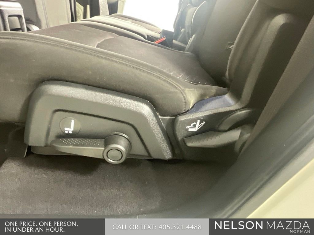 Used 2018 Dodge Journey SXT FWD image 27