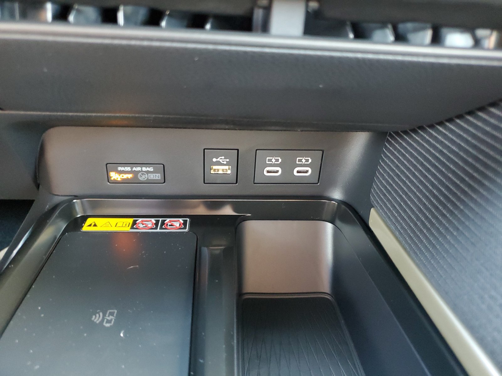 New 2026 Toyota Camry SE FWD image 22