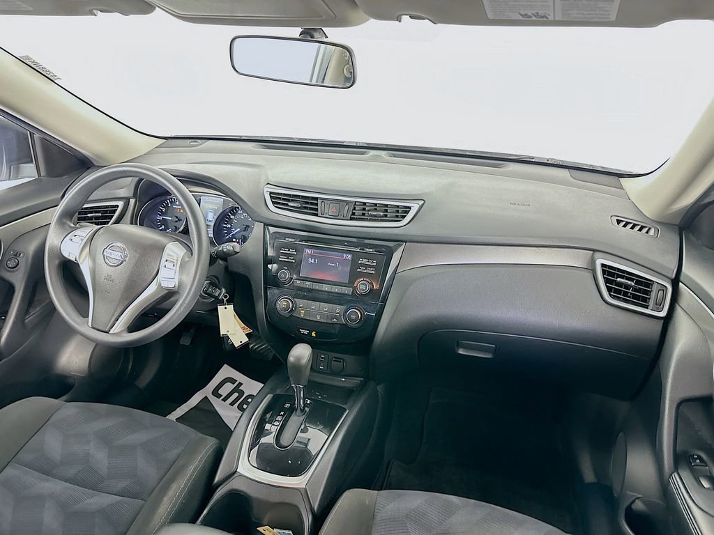 Used 2015 Nissan Rogue S image 21