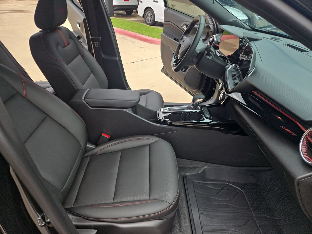 Used 2026 Chevrolet Trax RS w/ Driver Confidence Package FWD image 14