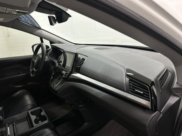 Used 2023 Honda Odyssey Touring image 18