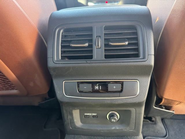 Used 2025 Audi Q5 2.0T Premium image 33