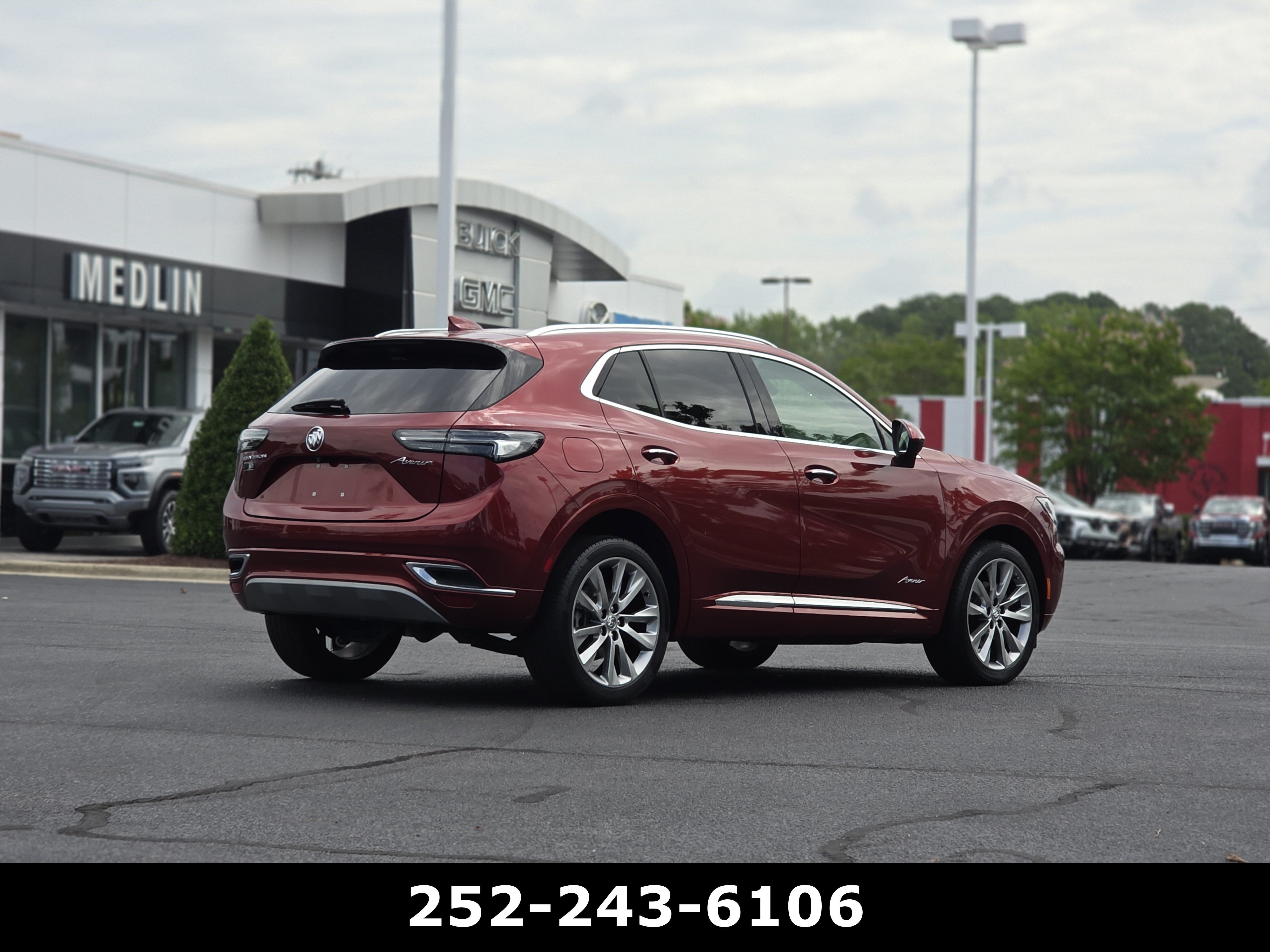 Used 2023 Buick Envision Avenir FWD image 7