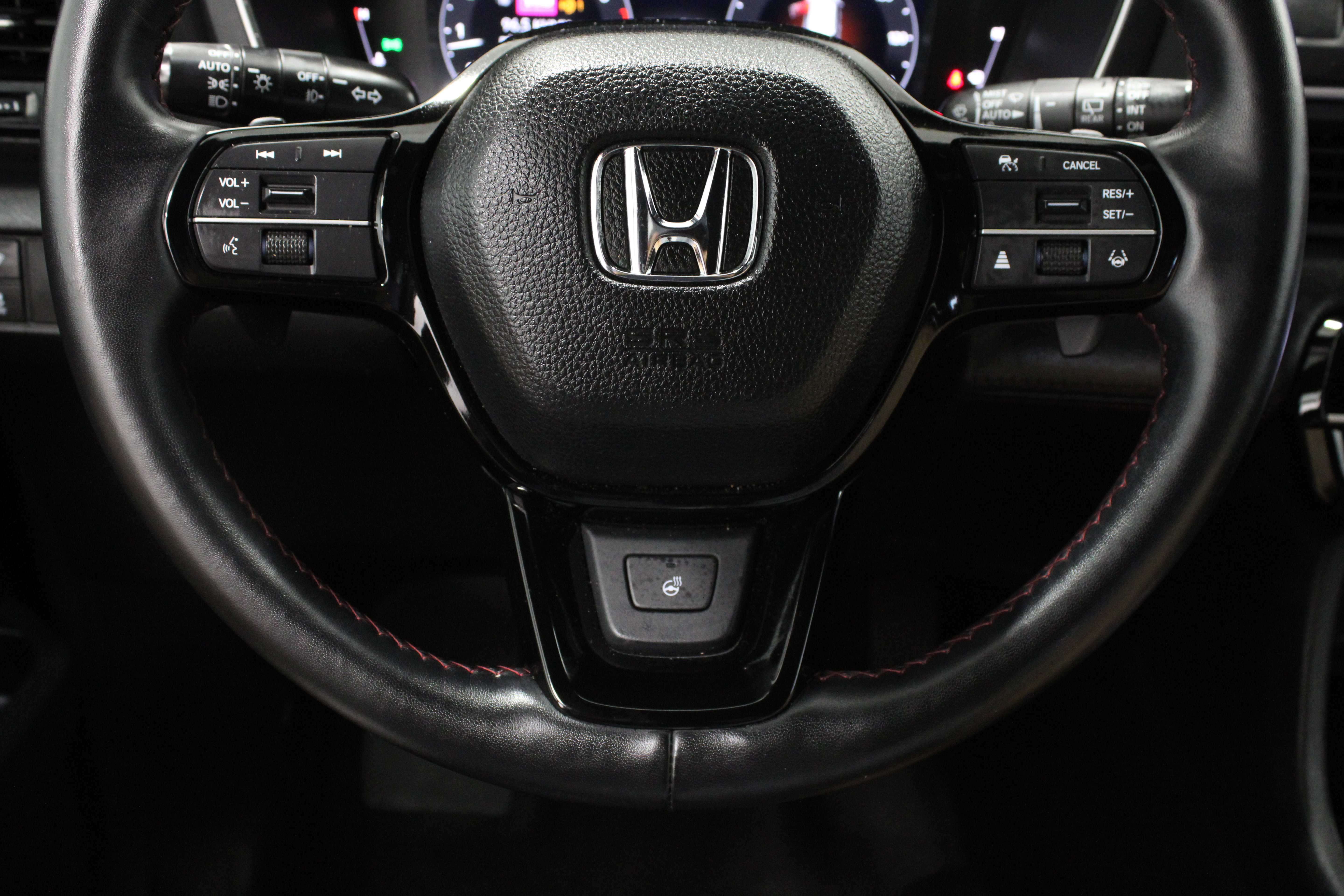 Used 2025 Honda Pilot Black Edition image 26