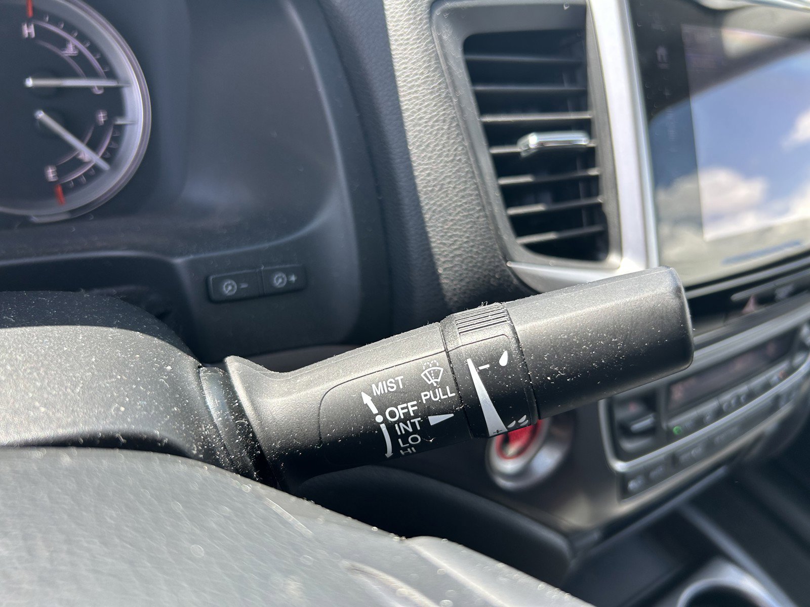 Used 2017 Honda Ridgeline RTL-T image 27