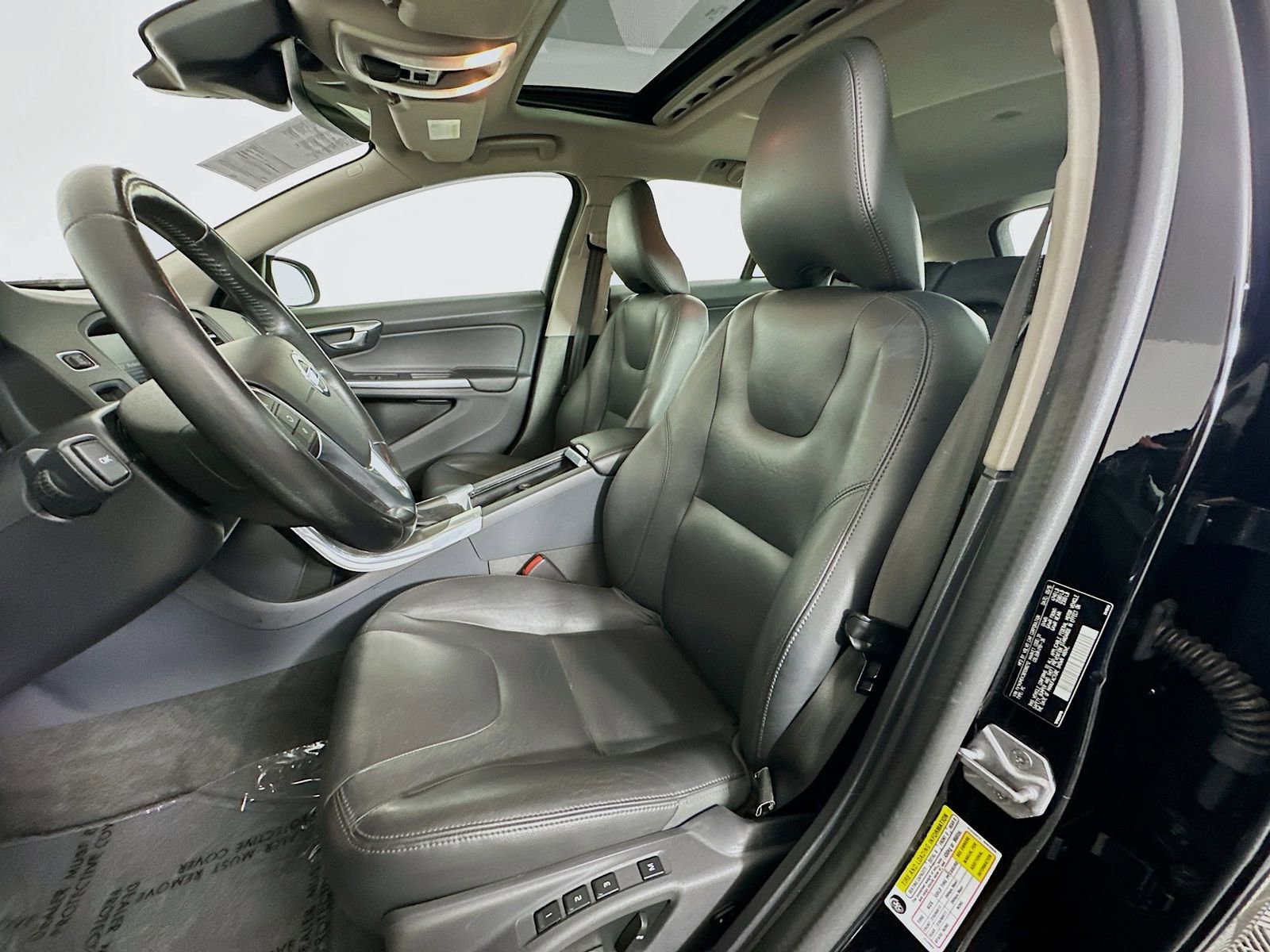 Used 2016 Volvo V60 T5 Premier image 20