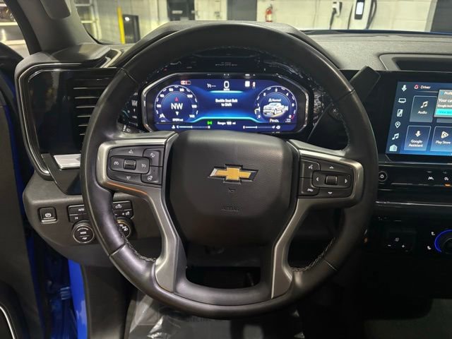Used 2025 Chevrolet Silverado 1500 LT AWD/4WD image 17
