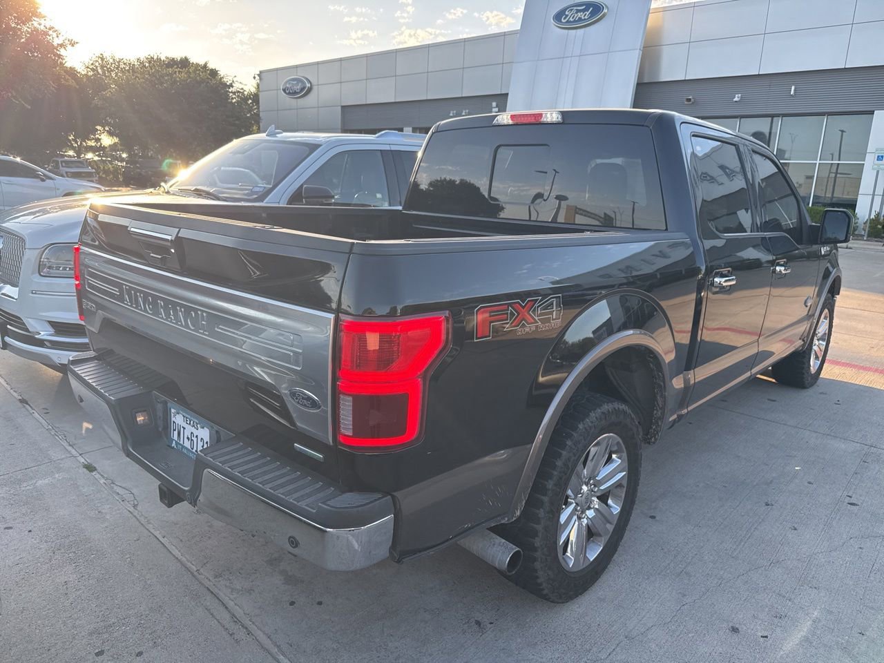 Used 2019 Ford F150 King Ranch w/ Equipment Group 601A Luxury AWD/4WD image 3
