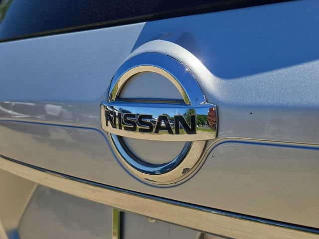 Used 2018 Nissan Rogue SV AWD/4WD image 29