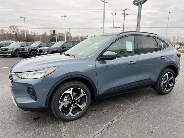 New 2026 Ford Escape ST-Line Select w/ Tech Pack #2 AWD/4WD image 3