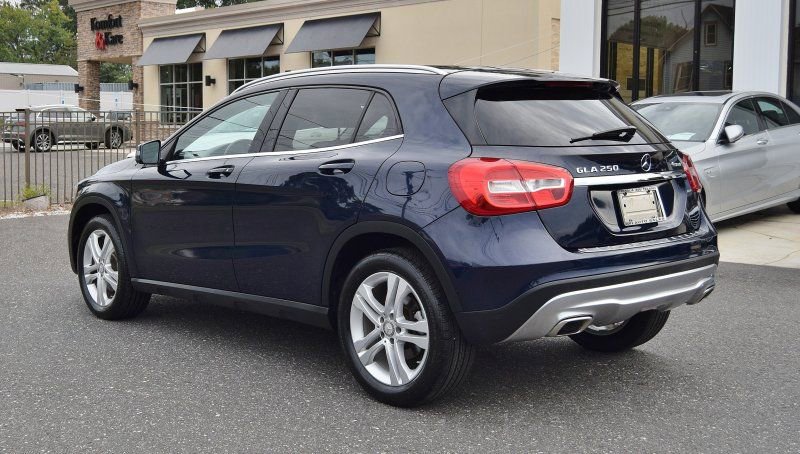 Used 2017 Mercedes-Benz GLA 250 4MATIC image 12