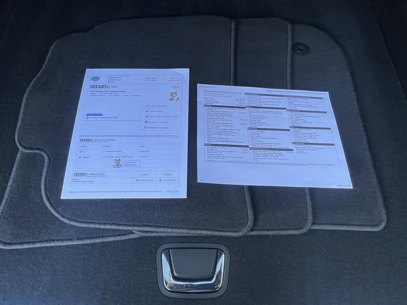 Used 2019 Cadillac XT4 Premium Luxury AWD/4WD image 30