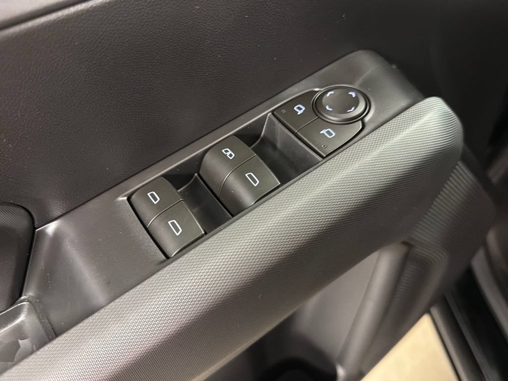 New 2026 GMC Canyon Elevation w/ Convenience Package RWD image 21