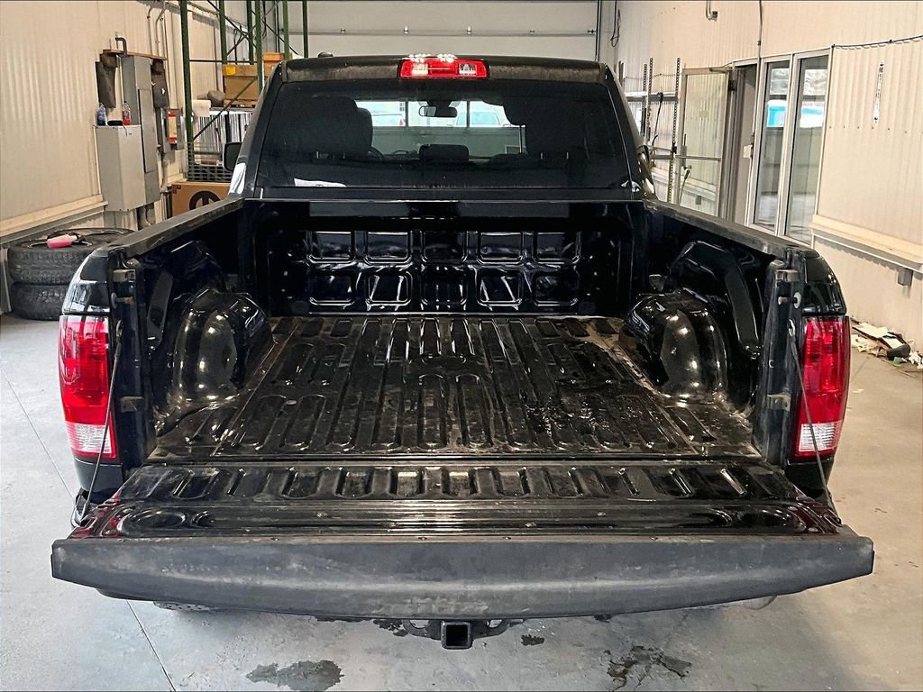 Used 2018 RAM 1500 Express w/ Black Ram 1500 Express Group image 29