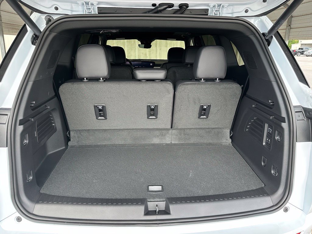 New 2026 Buick Enclave Avenir w/ Super Cruise Package FWD image 31