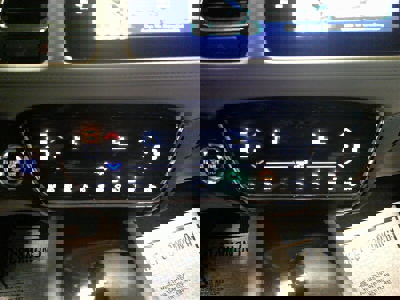 Used 2017 Honda HR-V EX image 15