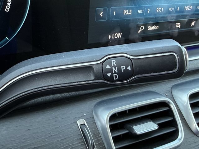 Used 2021 Mercedes-Benz GLS 450 4MATIC image 19