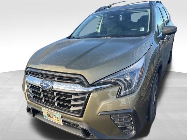 Used 2023 Subaru Ascent Premium w/ Convenience Package image 2