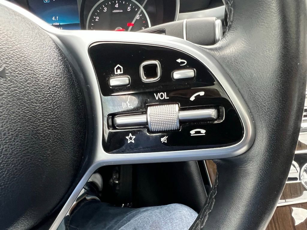 Used 2019 Mercedes-Benz C 300 4MATIC Sedan image 34
