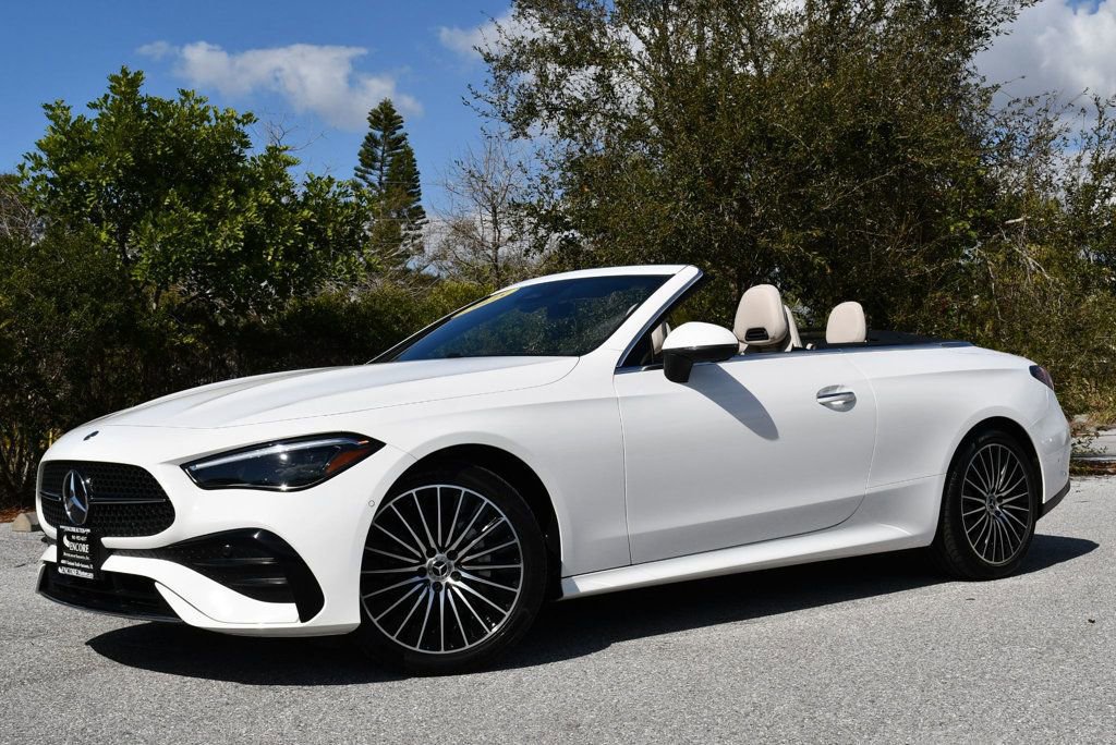 Used 2025 Mercedes-Benz CLE 300 4MATIC Cabriolet image 20