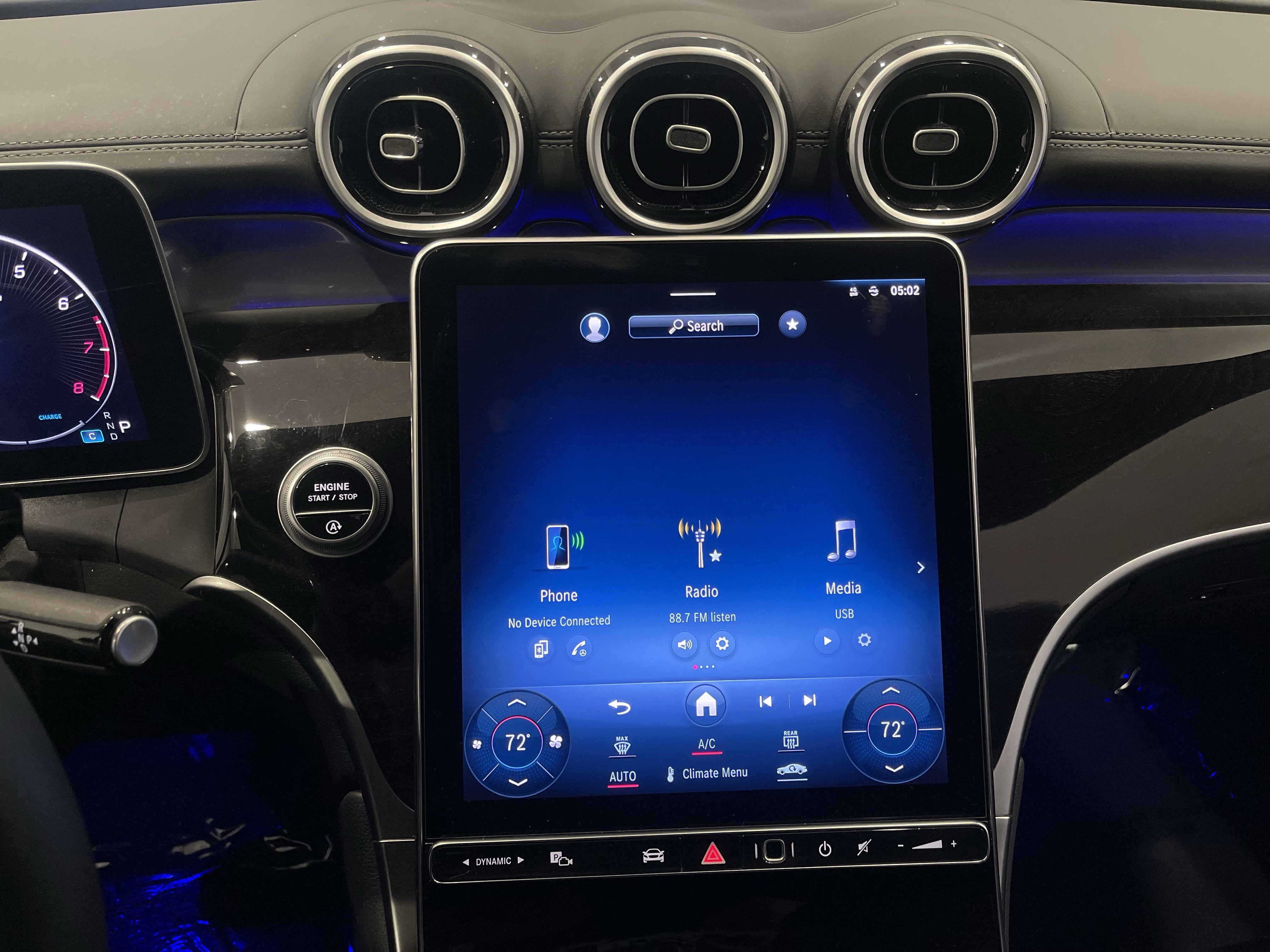 Used 2024 Mercedes-Benz GLC 300 4MATIC image 22