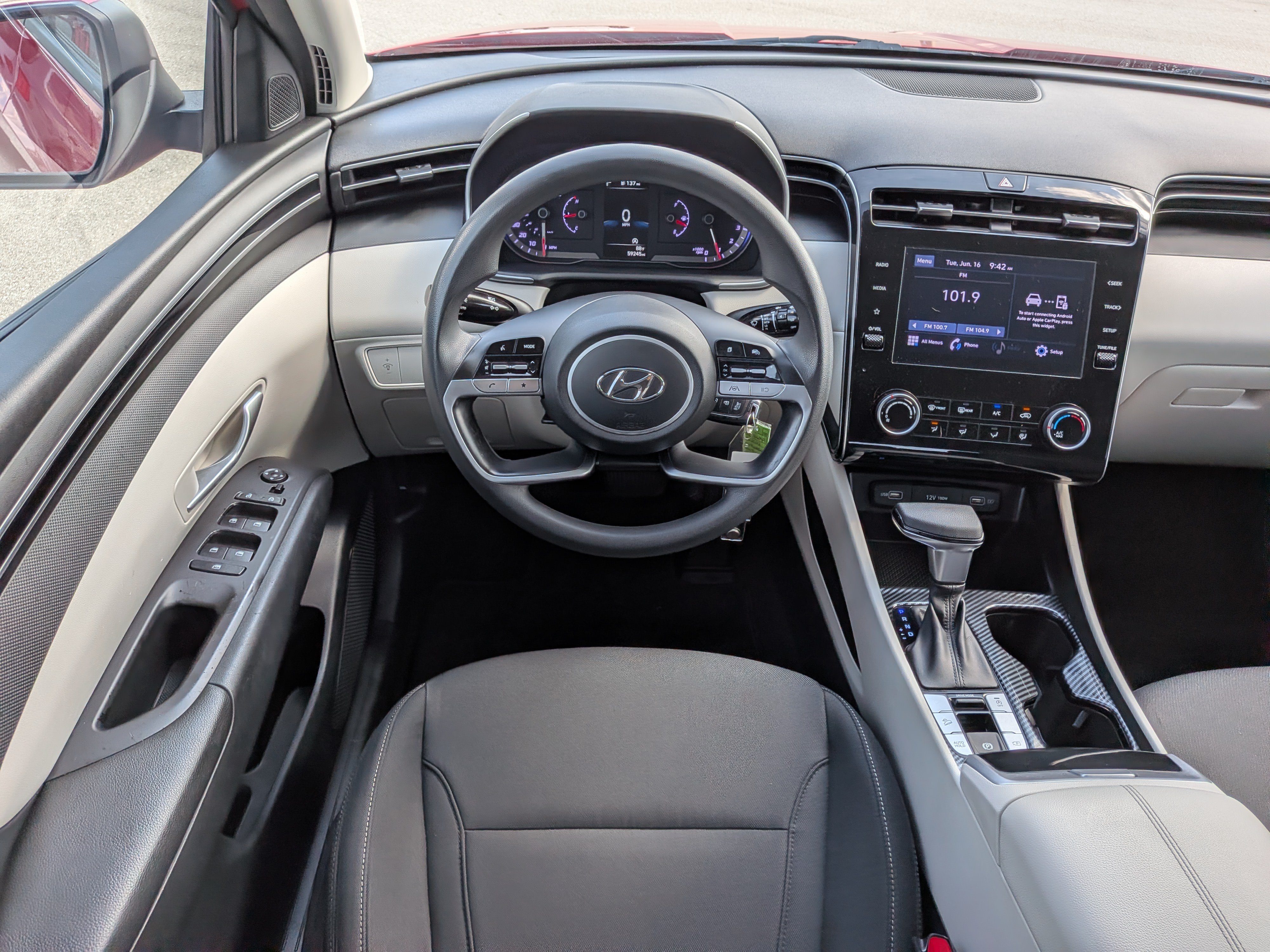 Used 2022 Hyundai Tucson SE FWD image 17