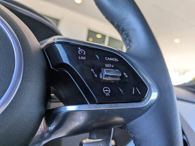 Used 2024 Jaguar E-PACE R-Dynamic SE image 25