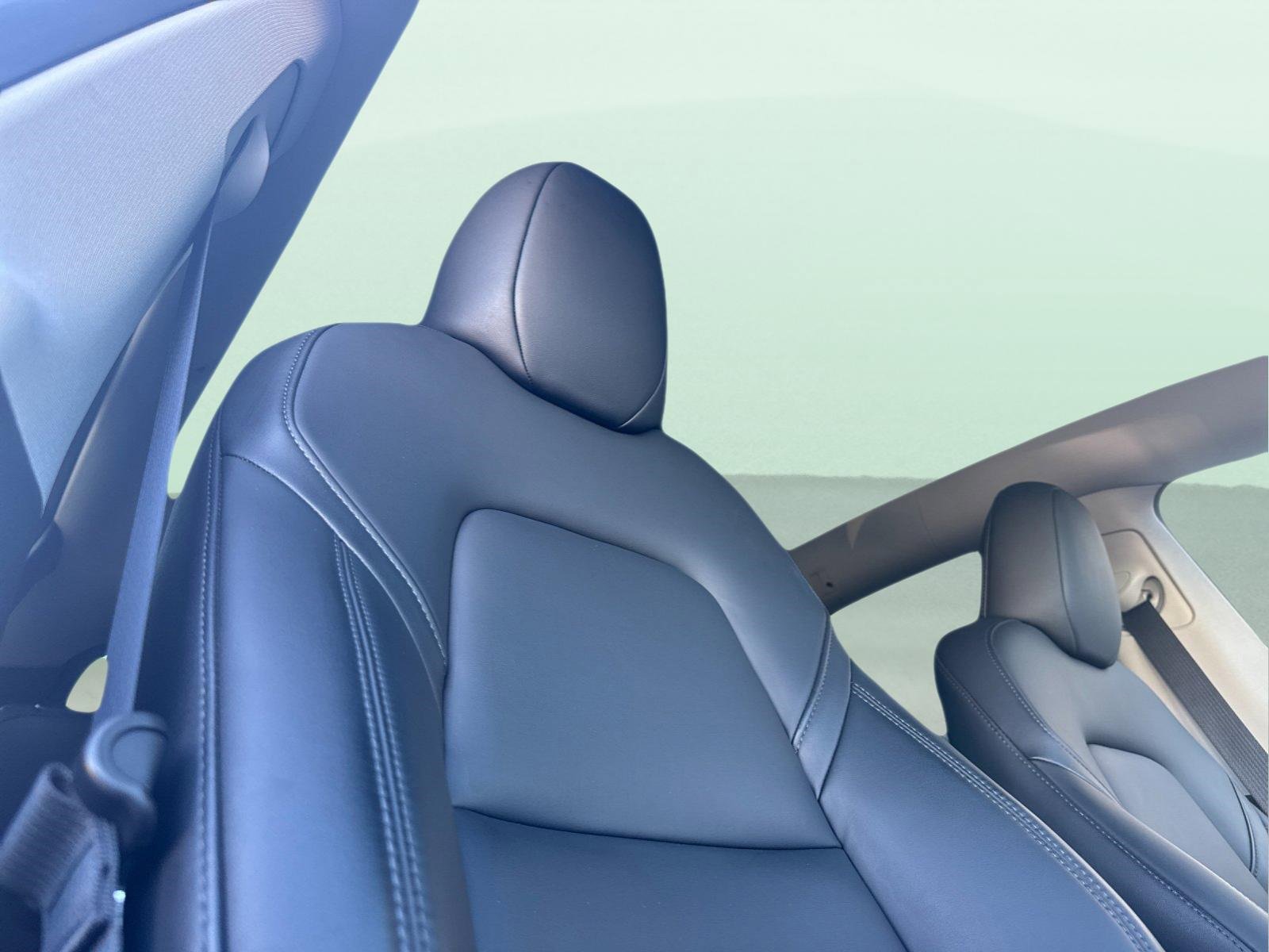 Used 2023 Tesla Model Y Long Range image 17