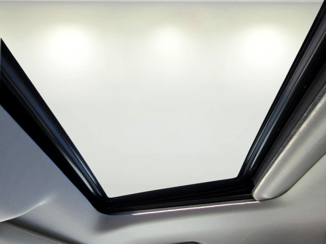 Used 2017 Nissan Armada Platinum w/ Captain Seat Package image 26