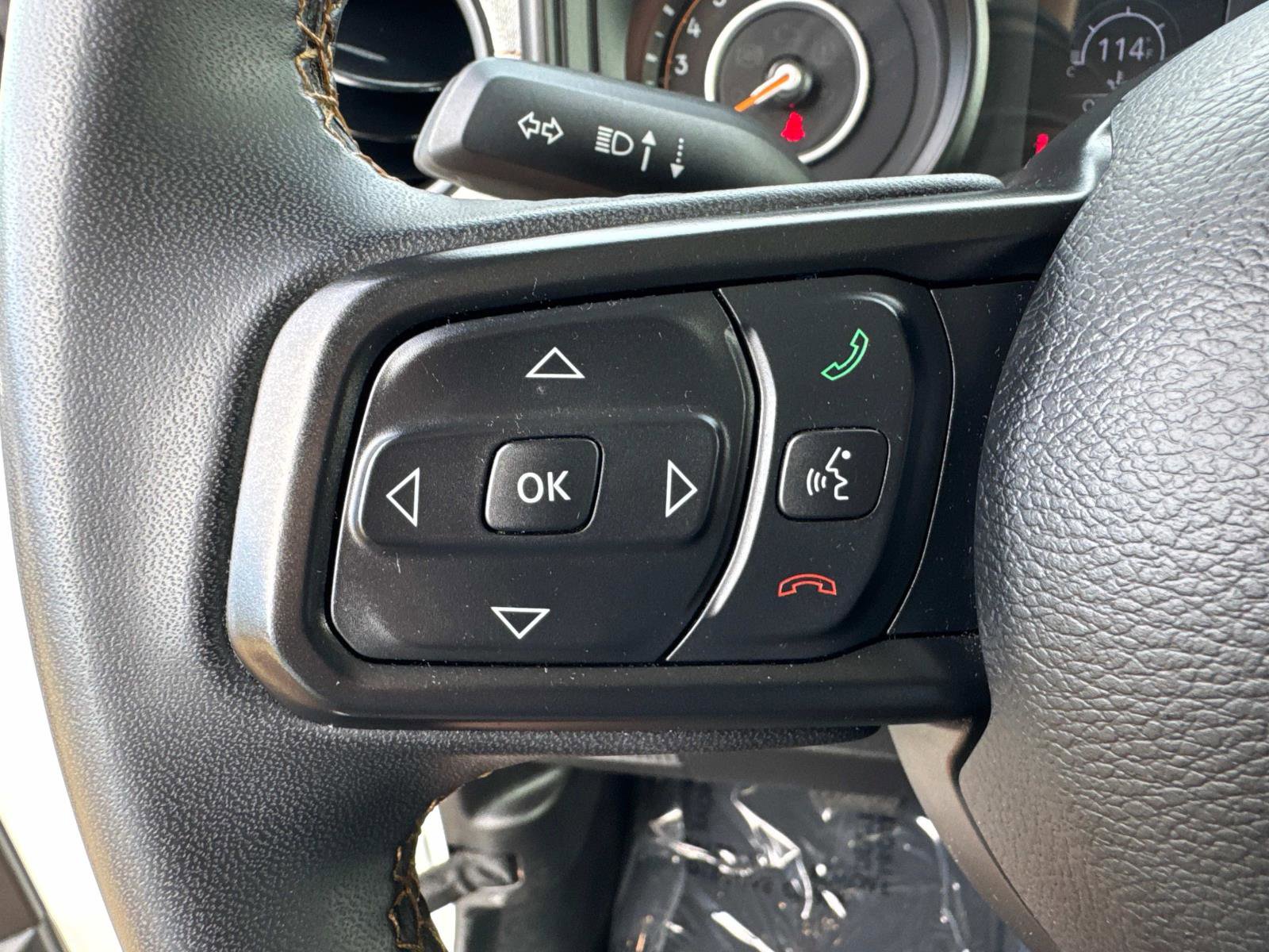 Used 2024 Jeep Wrangler Sport S image 31