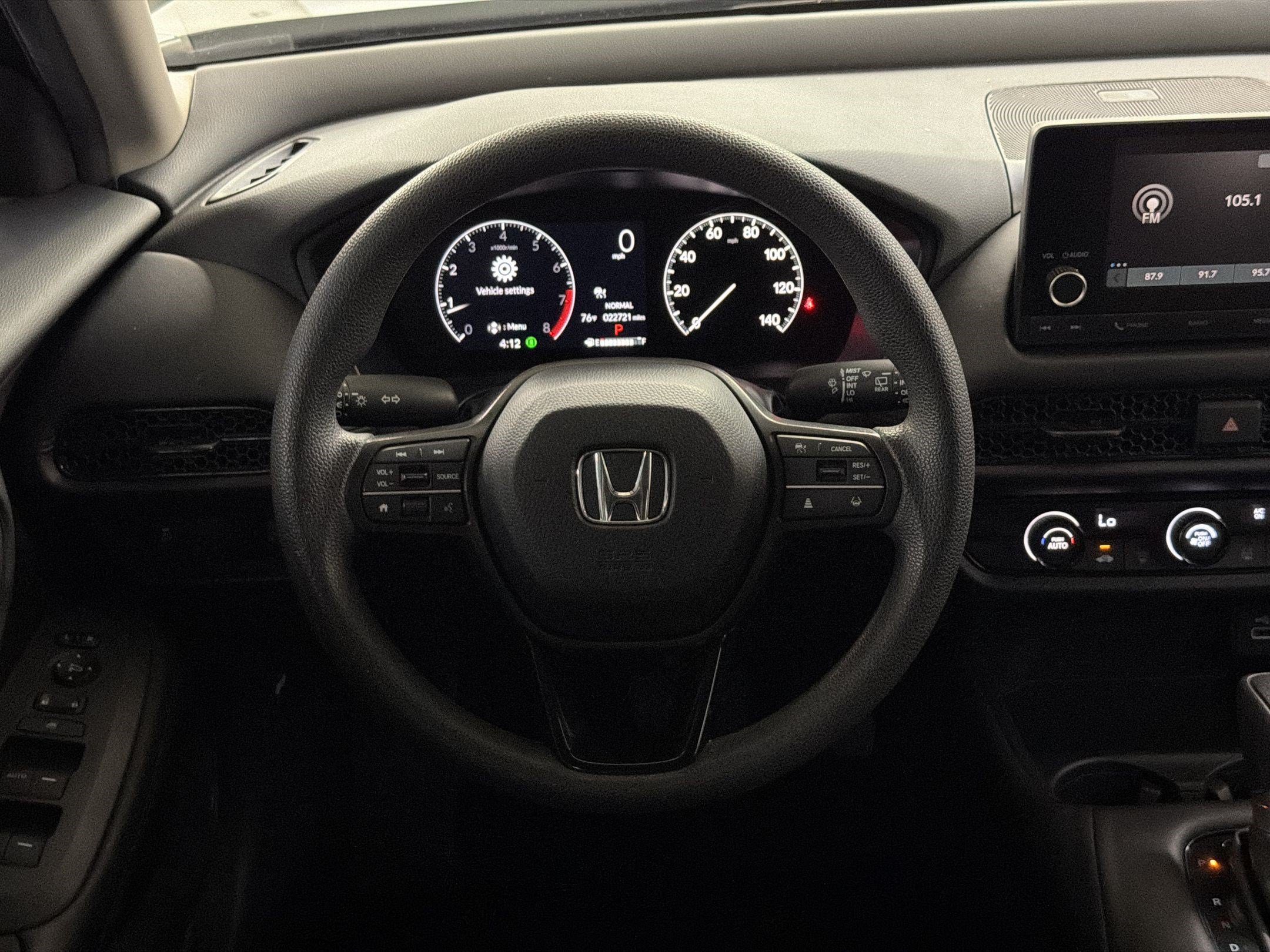 Certified 2025 Honda HR-V LX image 11