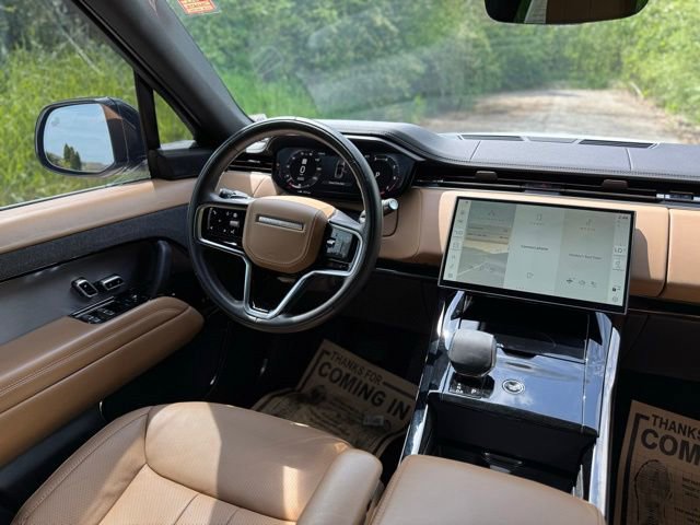 Used 2025 Land Rover Range Rover Sport SE AWD/4WD image 27