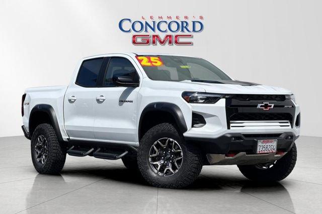 Used 2025 Chevrolet Colorado ZR2 w/ Technology Package