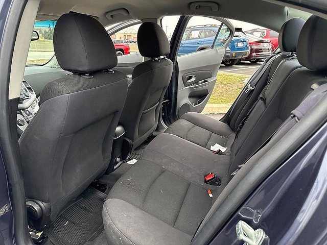 Used 2014 Chevrolet Cruze LT image 11
