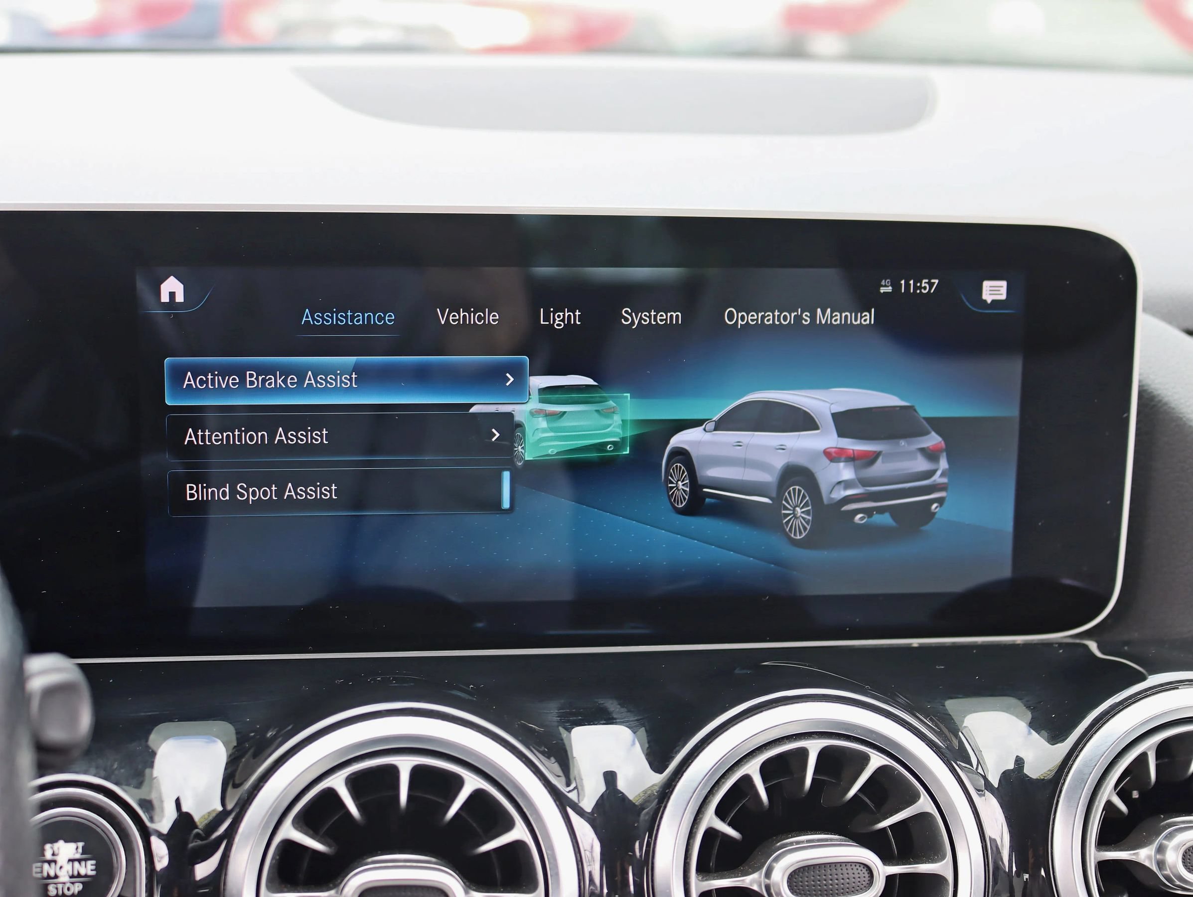 Used 2021 Mercedes-Benz GLA 35 AMG 4MATIC image 24
