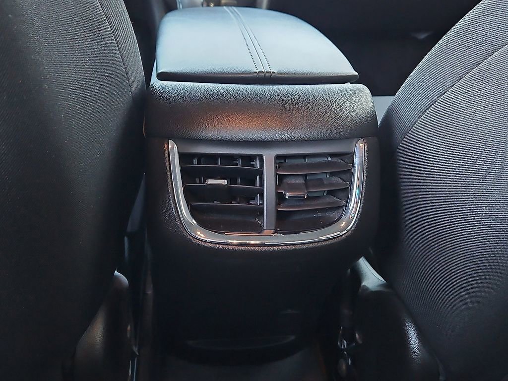 Used 2024 Chevrolet Malibu LT image 19