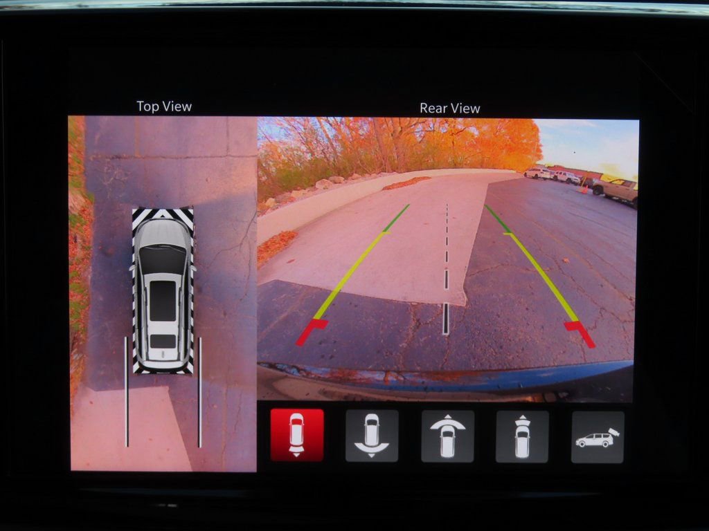New 2026 Chrysler Pacifica Limited w/ S Appearance Package image 9