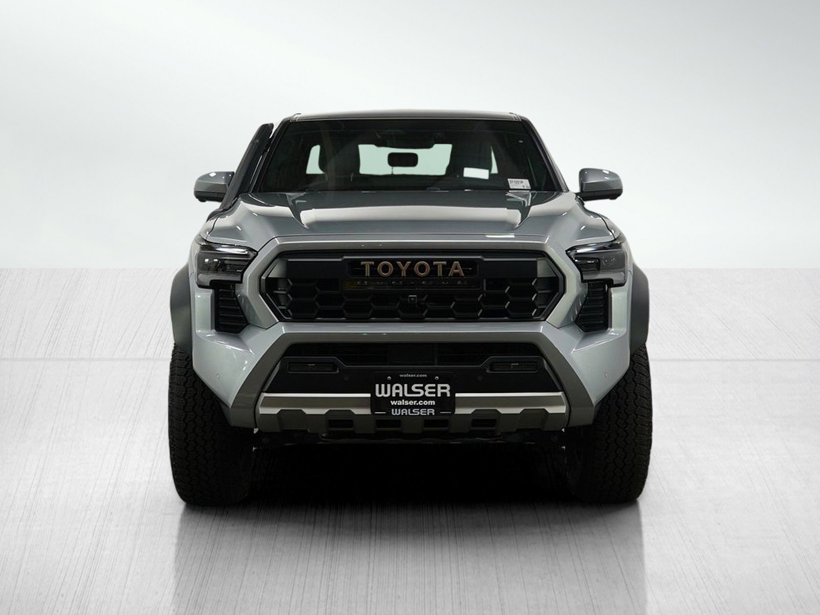 Used 2024 Toyota Tacoma Trailhunter image 8